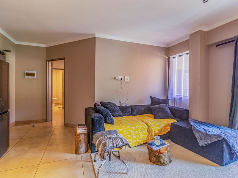 Apartment For Sale in Bedfordview Central - Photo 2