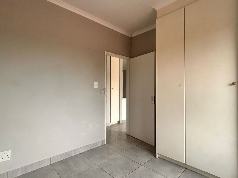 Apartment To Rent in Bryanston - Photo 5