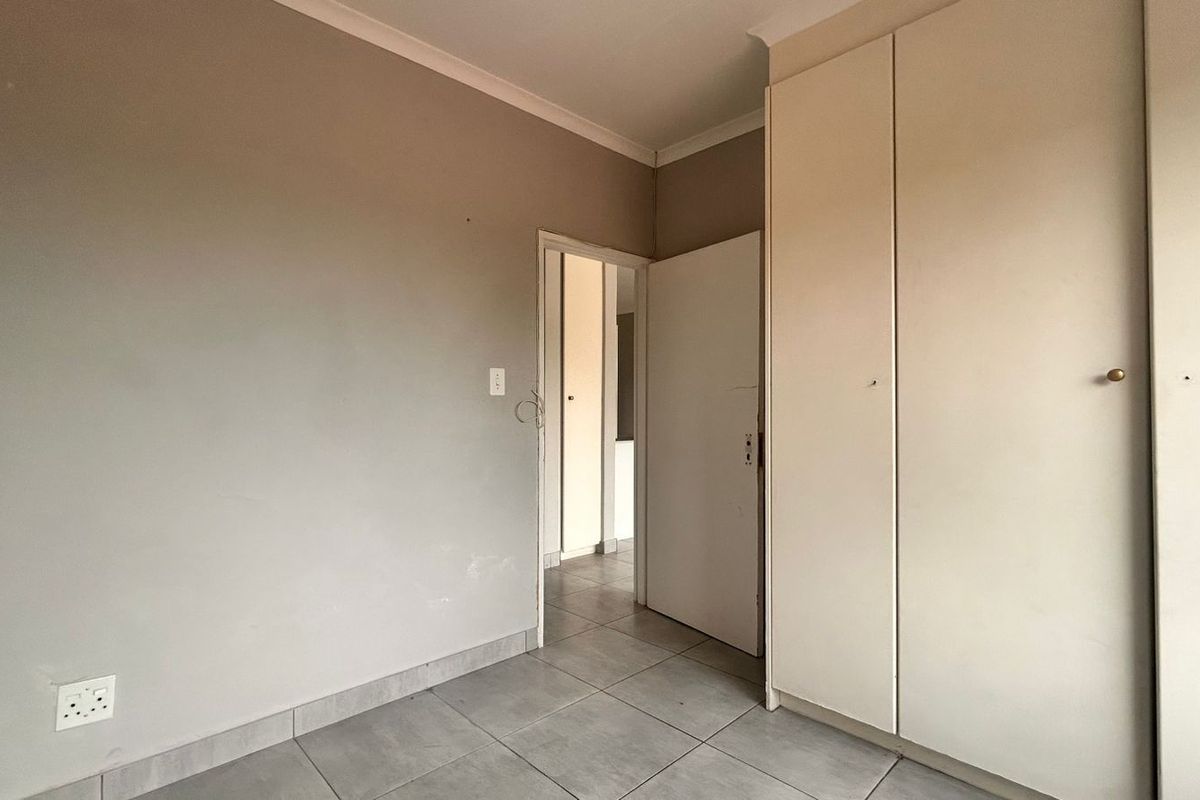 Apartment To Rent in Bryanston - Photo 5