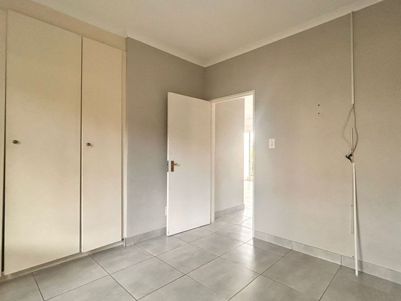 Apartment To Rent in Bryanston - Photo 7