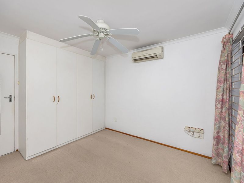 House For Sale in Table View - Photo 10