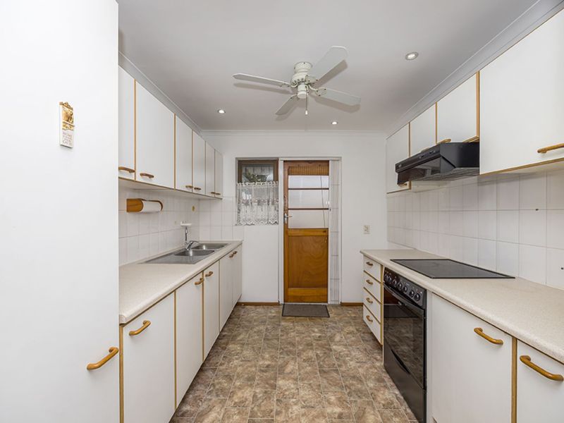 House For Sale in Table View - Photo 7