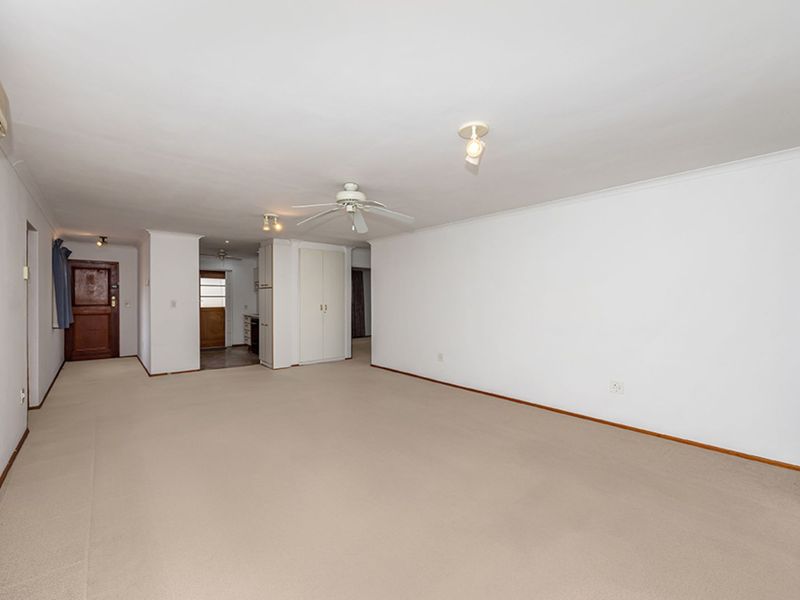 House For Sale in Table View - Photo 3