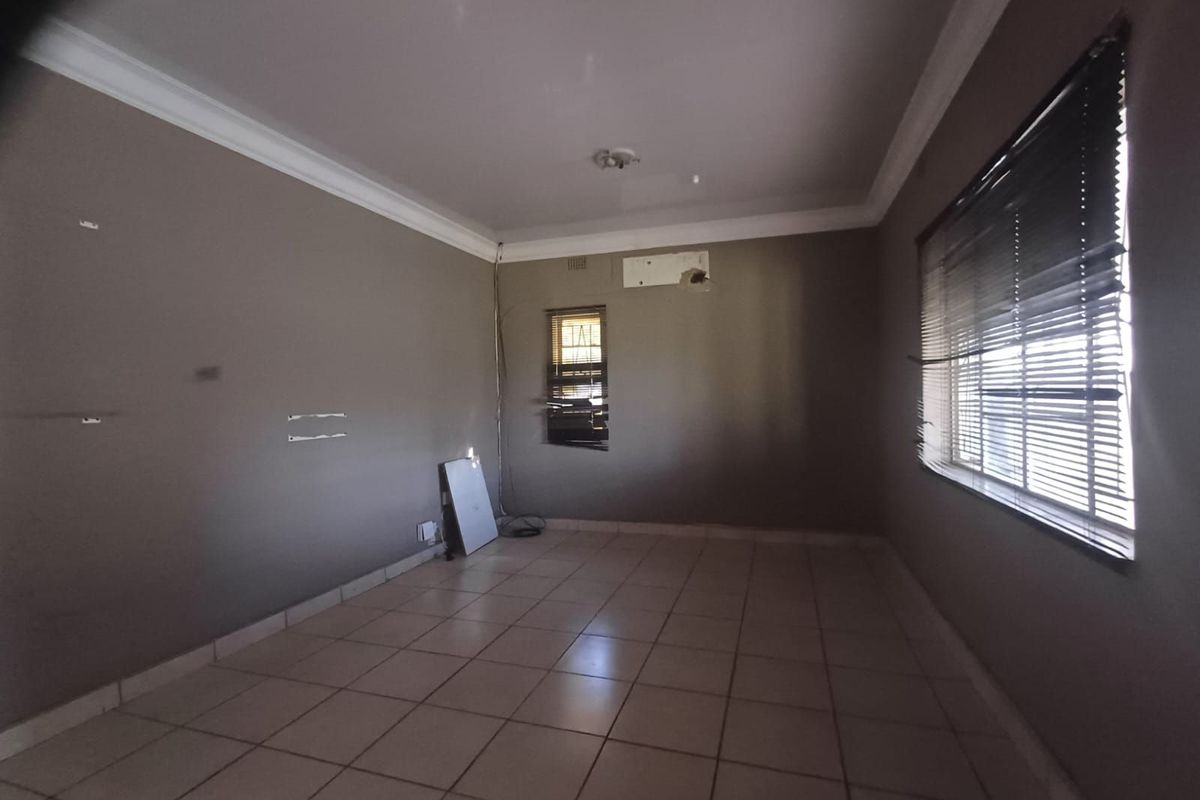 House For Sale in Freemanville - Photo 5
