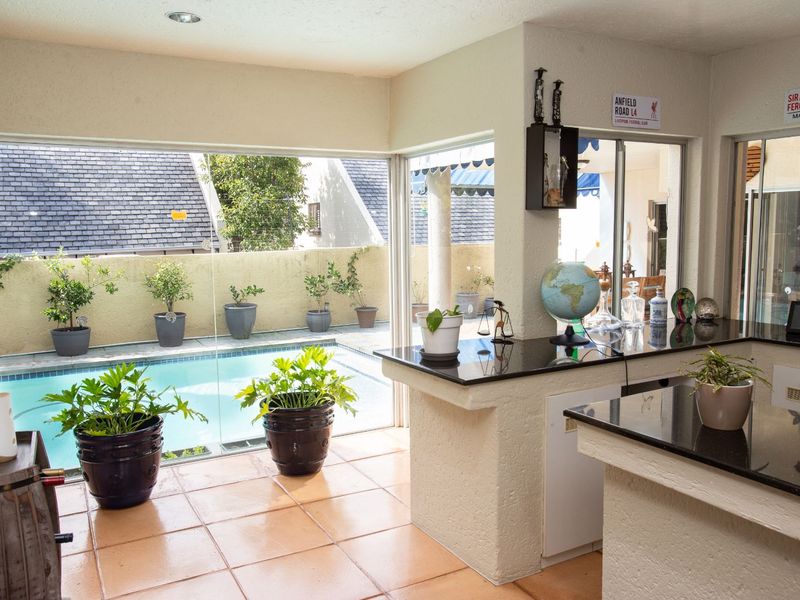 House To Rent in Bryanston - Photo 4