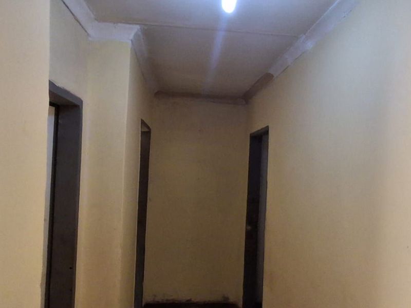 House For Sale in Soshanguve Ext - Photo 10