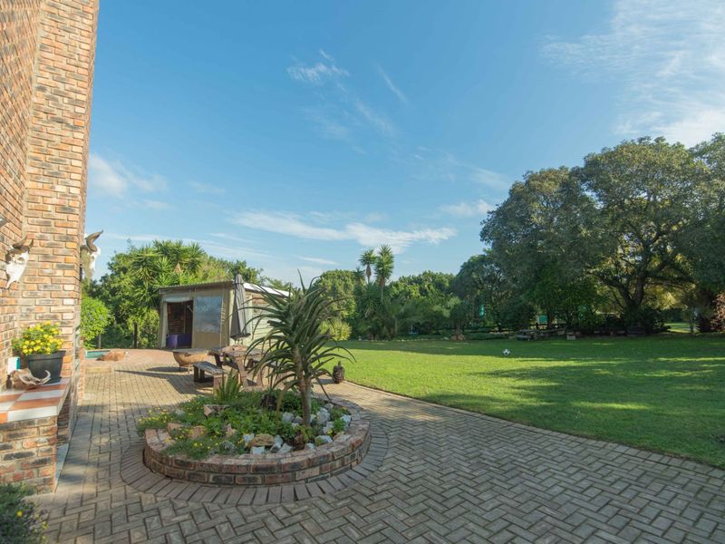 House For Sale in Chelsea - Photo 3