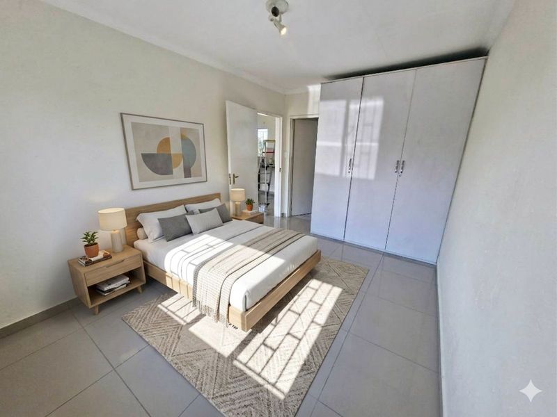 Apartment For Sale in Greenstone Hill - Photo 2