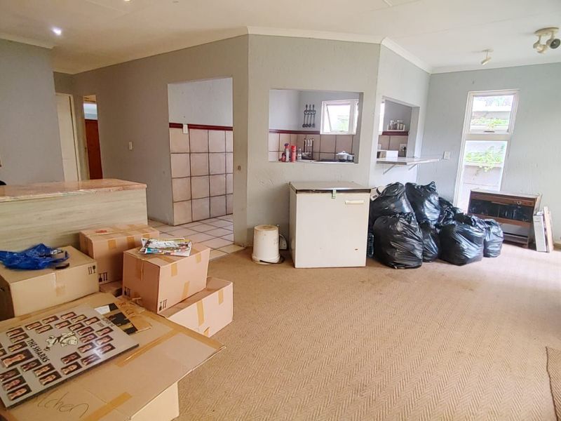House For Sale in Albertville - Photo 8
