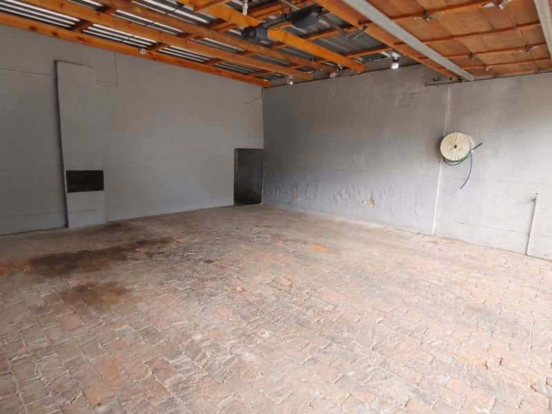 House For Sale in Albertville - Photo 7