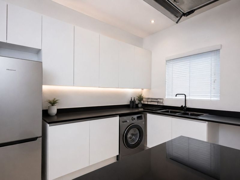 Townhouse For Sale in Morning Hill - Photo 7