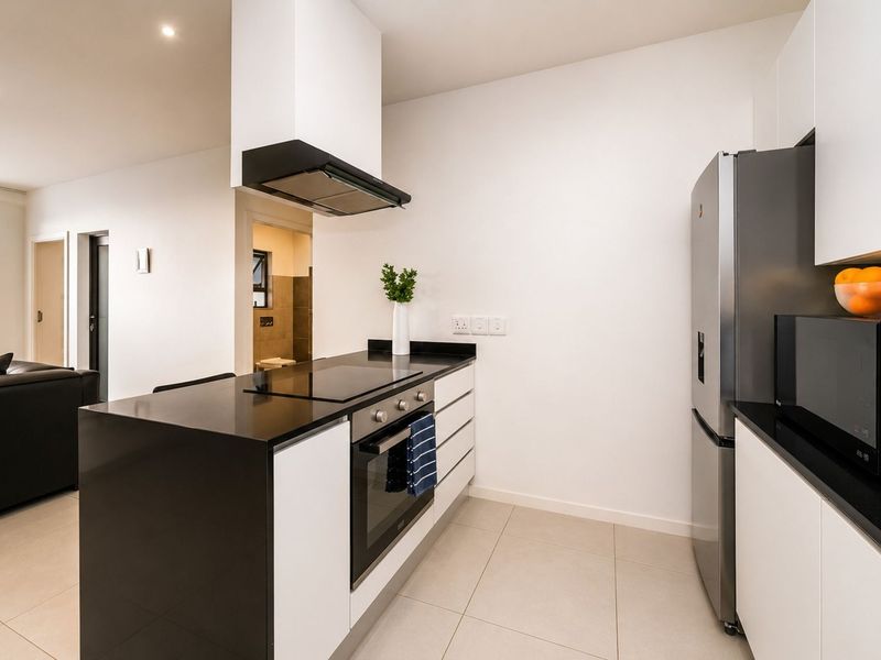 Townhouse For Sale in Morning Hill - Photo 6
