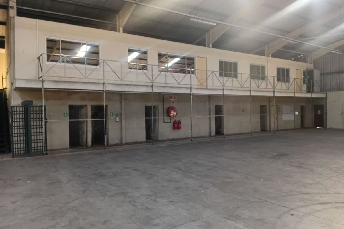 Industrial For Sale in Windvogel - Photo 3