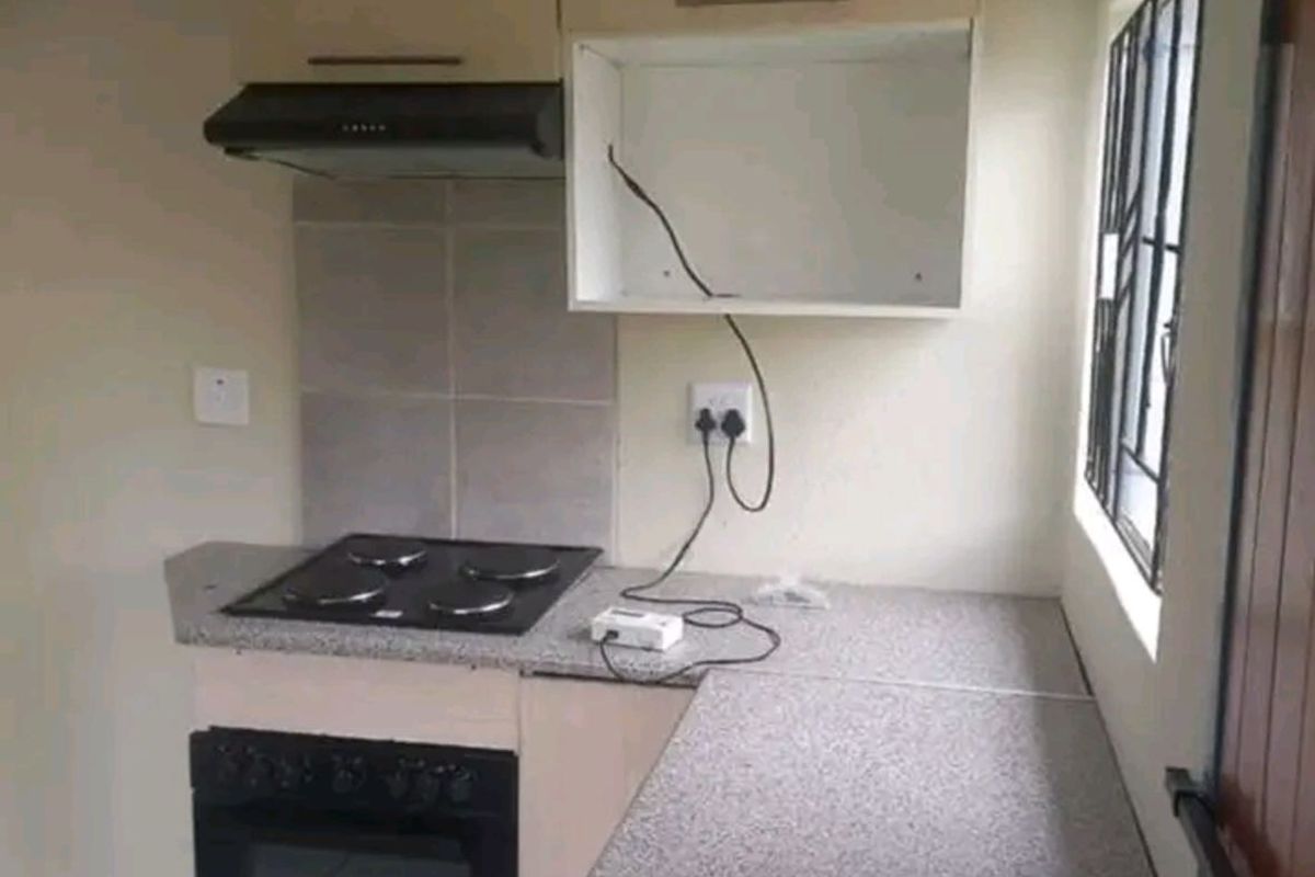 House For Sale in Norkem Park - Photo 3