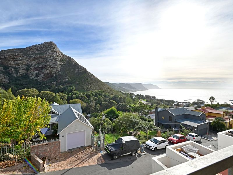 House For Sale in Mount Pleasant - Photo 4