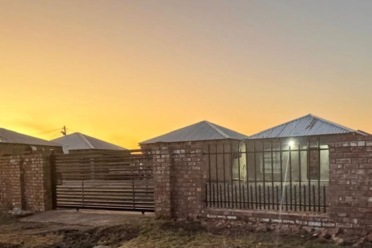 House To Rent in Hammanskraal Central - Photo 2