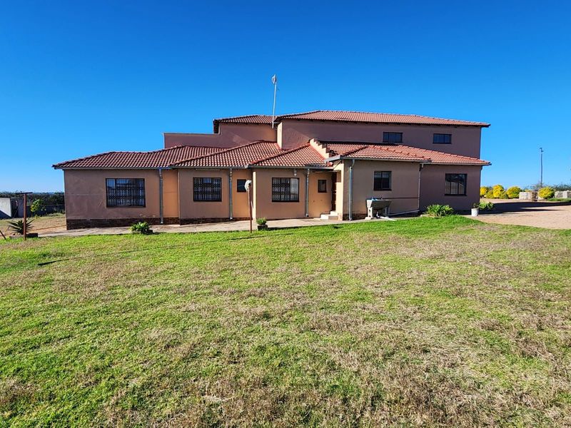 House For Sale in Doornspruit - Photo 3
