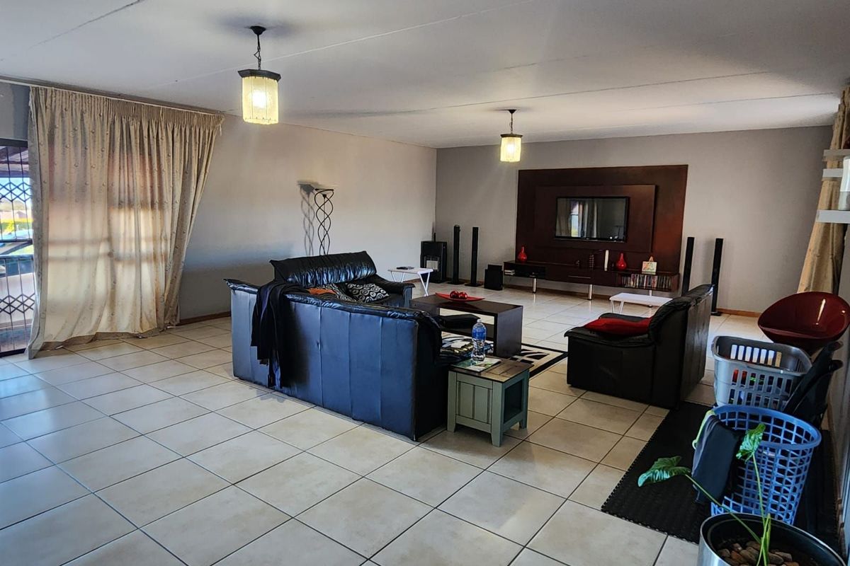 House For Sale in Doornspruit - Photo 5