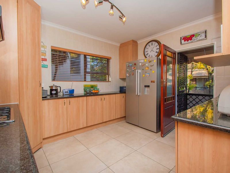 House For Sale in Noordheuwel - Photo 10