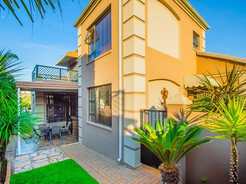 House For Sale in Noordheuwel - Photo 3