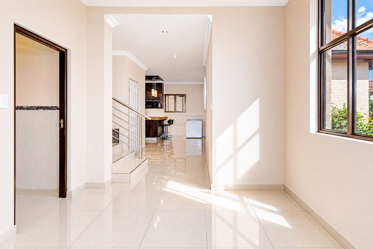House To Rent in Summerset - Photo 5