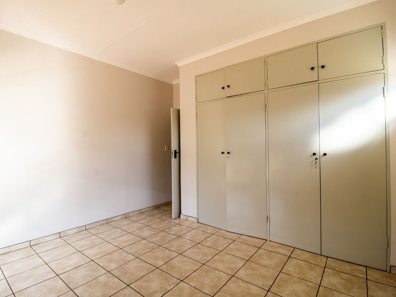 House To Rent in Rietvlei View Country Estates - Photo 10
