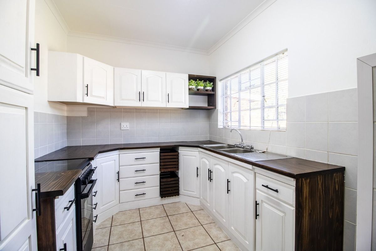 House To Rent in Rietvlei View Country Estates - Photo 4