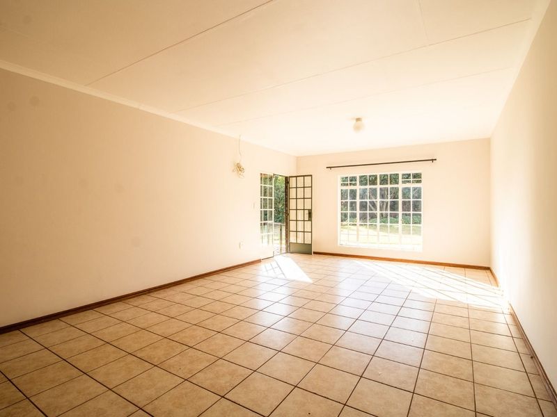 House To Rent in Rietvlei View Country Estates - Photo 3