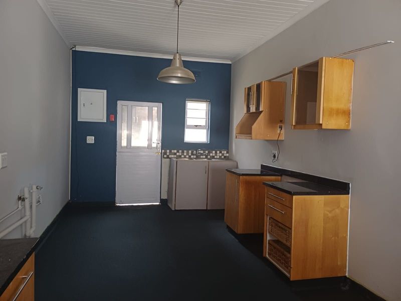 House For Sale in George South - Photo 1