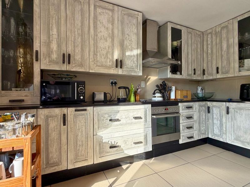 House For Sale in Fairland - Photo 9