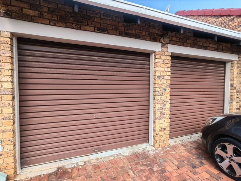 Townhouse To Rent in Weltevreden Park - Photo 3