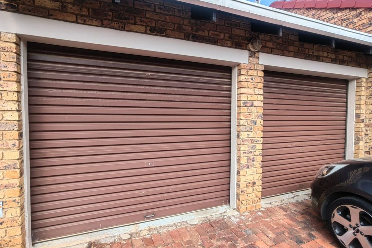Townhouse To Rent in Weltevreden Park - Photo 3