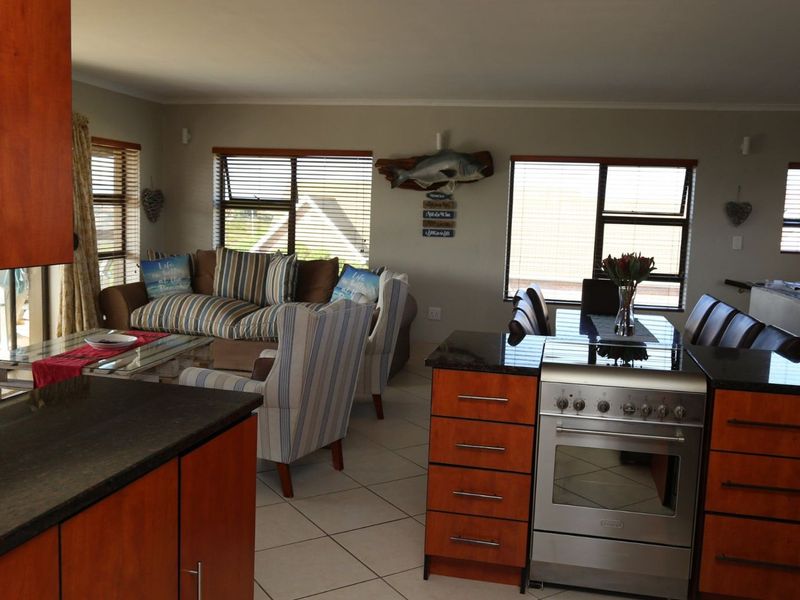 House For Sale in Gouritsmond Central - Photo 5