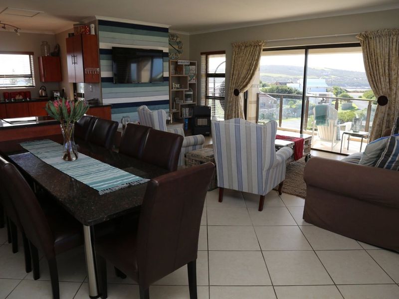 House For Sale in Gouritsmond Central - Photo 3