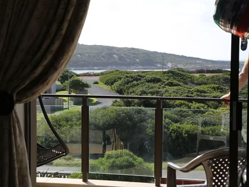 House For Sale in Gouritsmond Central - Photo 8