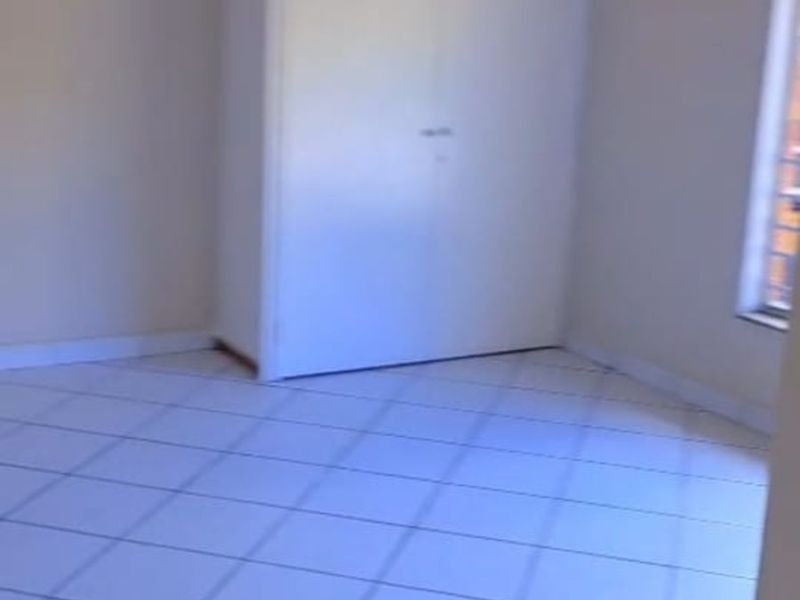 Apartment To Rent in Hazelpark - Photo 7