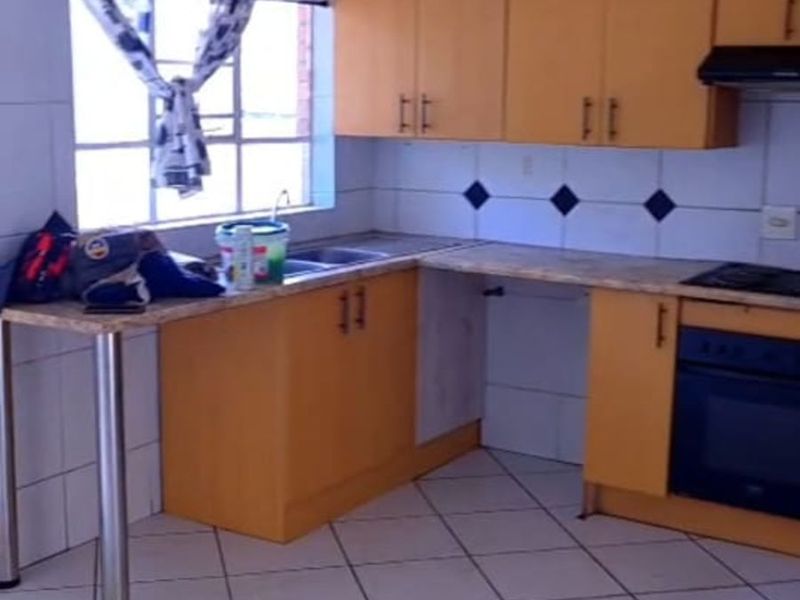 Apartment To Rent in Hazelpark - Photo 3