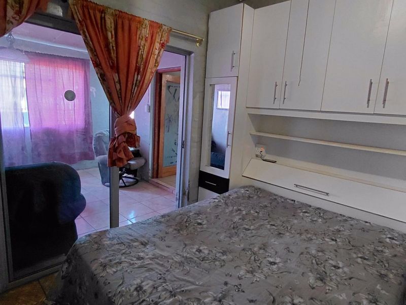 House For Sale in Bridgeton - Photo 6