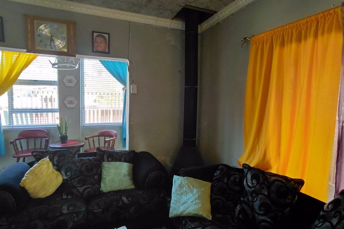 House For Sale in Bridgeton - Photo 4
