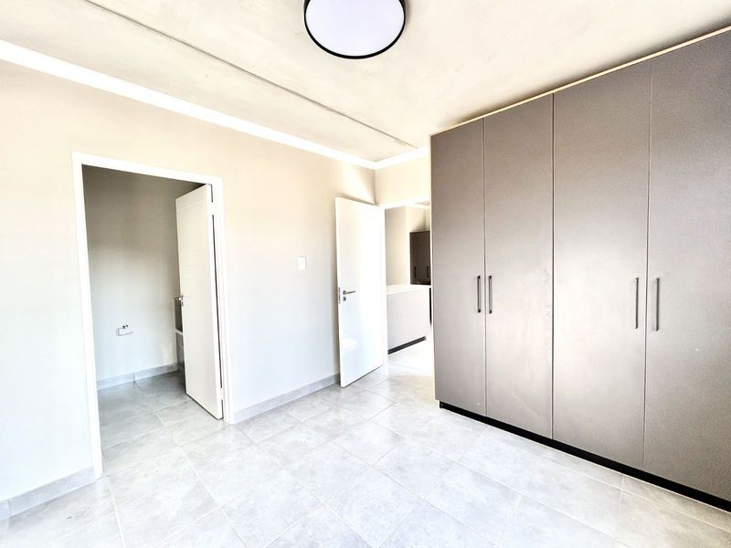 Apartment To Rent in Sinoville - Photo 9