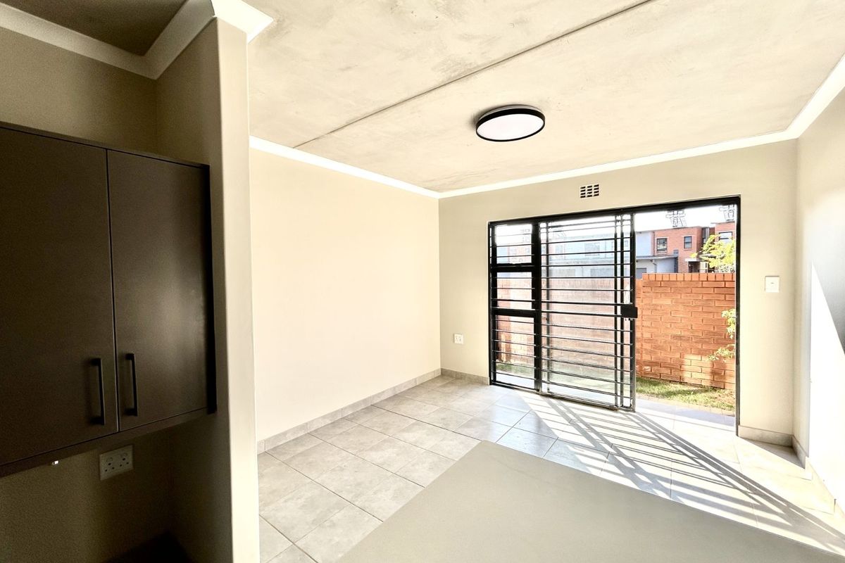 Apartment To Rent in Sinoville - Photo 5