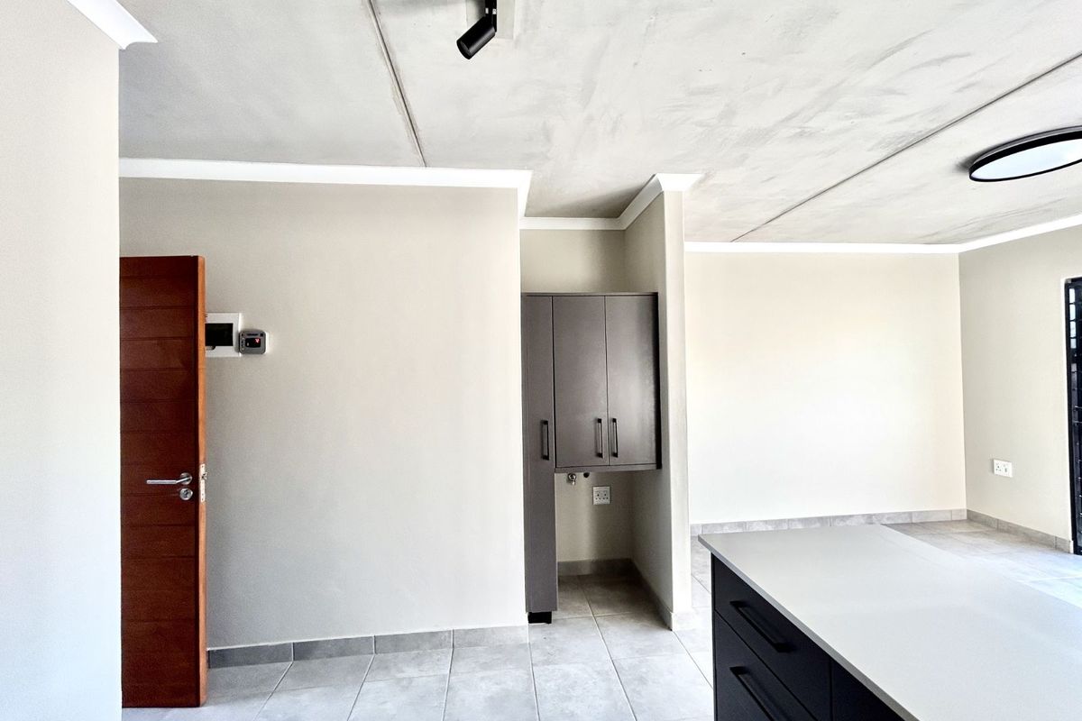 Apartment To Rent in Sinoville - Photo 4
