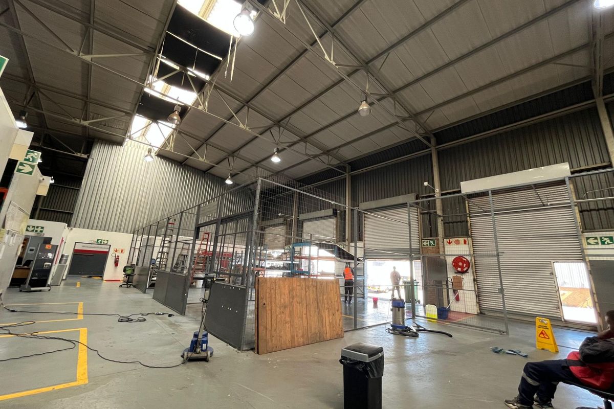 Industrial To Rent in Randjesfontein AH - Photo 4