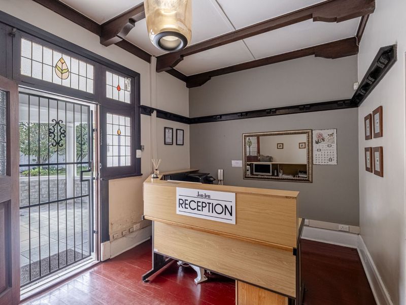 House For Sale in Walmer - Photo 3