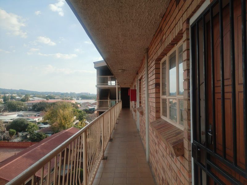 House For Sale in Silverton - Photo 1