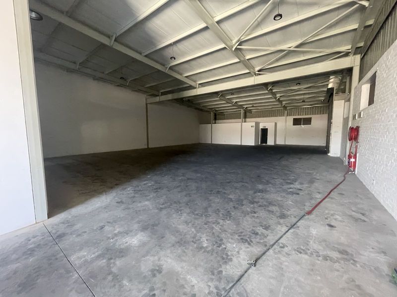 Industrial To Rent in Montana - Photo 5