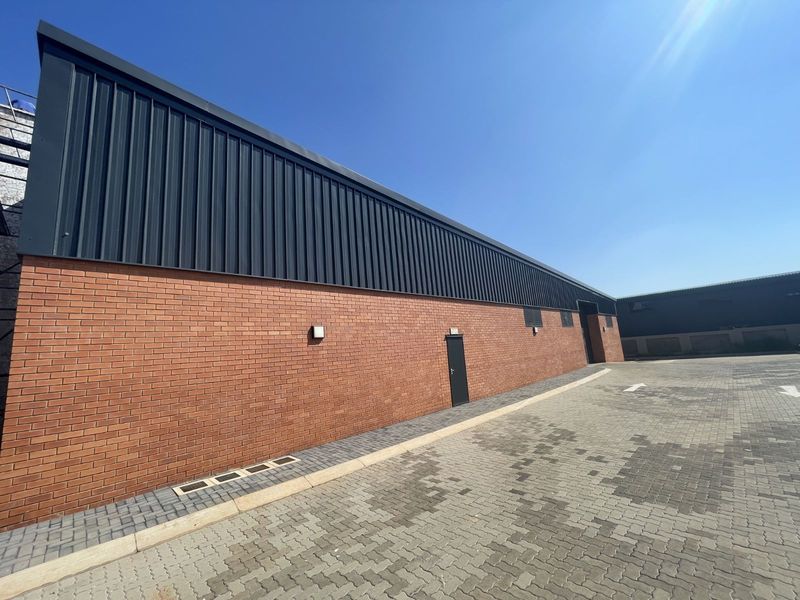 Industrial To Rent in Montana - Photo 2