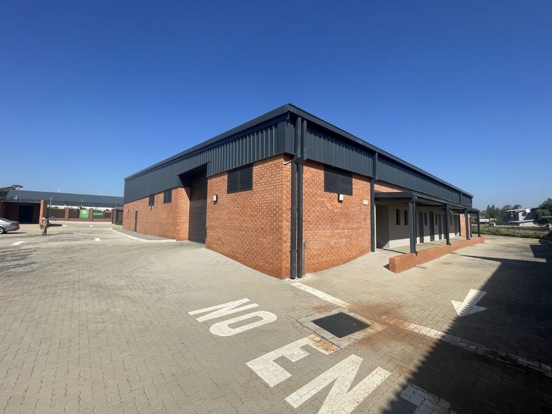 Industrial To Rent in Montana - Photo 1