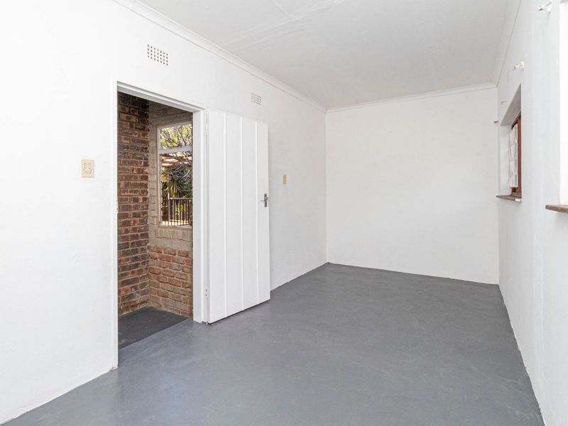 Apartment To Rent in North Riding - Photo 6