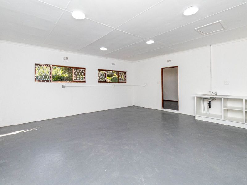 Apartment To Rent in North Riding - Photo 4